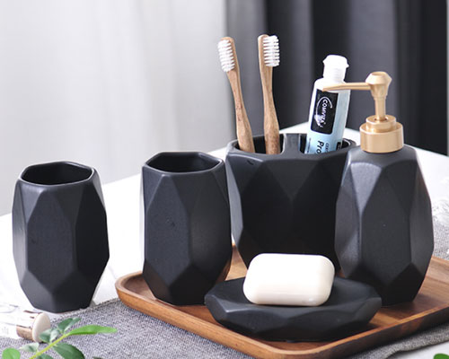 Black Ceramic Bathroom Set