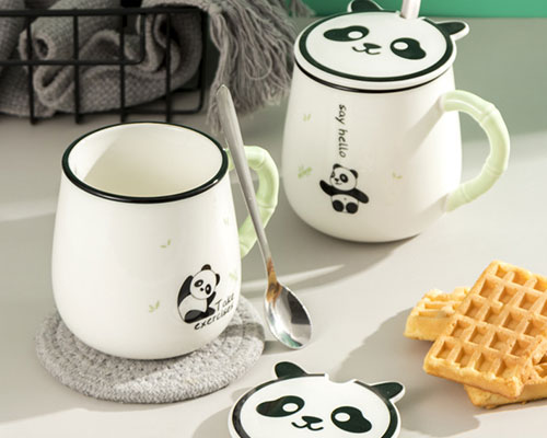 Ceramic Panda Mug with Lid