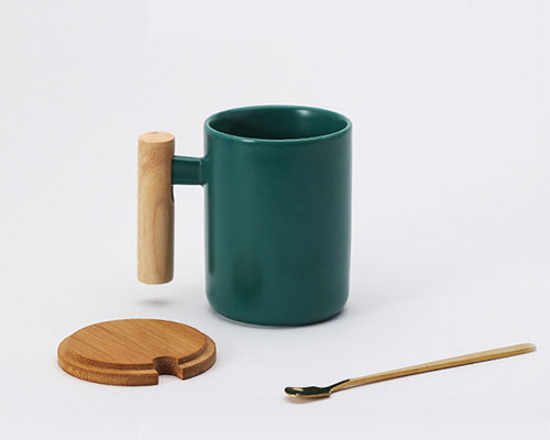Ceramic Tea Mug With Lid