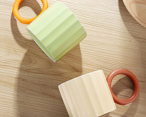 Vertical Striped Ceramic Mugs with Big Handles