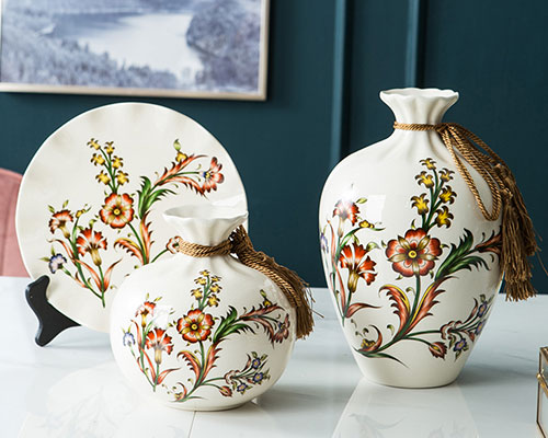 White Ceramic Vases Set 3