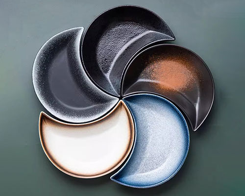 Crescent Shape Ceramic Plates Wholesale