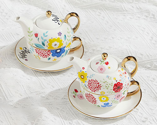 Teapot Cup and Saucer Set