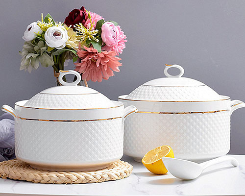 White Ceramic Cooking Pots with Gold Rim